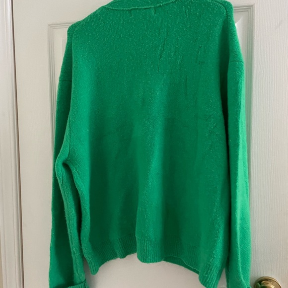 John And Jenn sweater - Picture 4 of 5